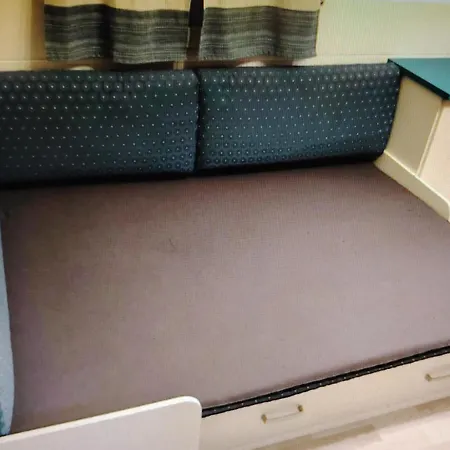 Apartment Ivona's Mobile House No 26 *
